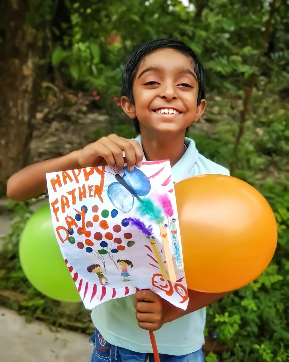 an-indian-boy-celebrates-father-s-day-.jpg an-indian-boy-celebrates-father-s-day-.jpg